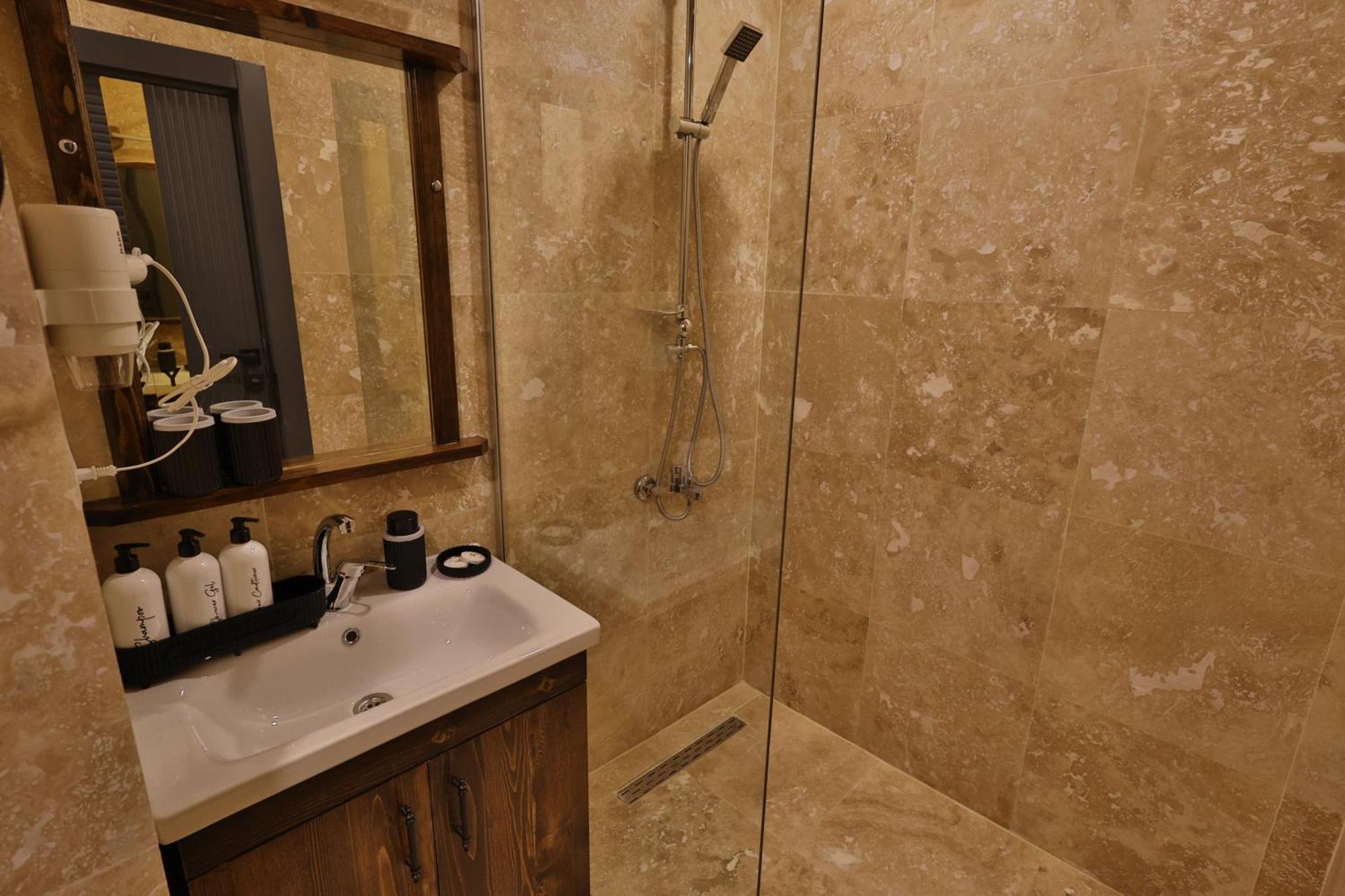 Yellow Stone House Гореме Экстерьер фото